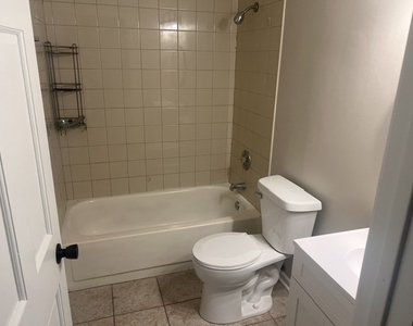 369 Kirkwood Circle - Photo Thumbnail 9