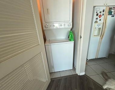 1720 Maple Avenue - Photo Thumbnail 51