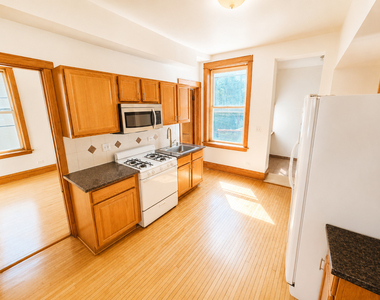 1946 N Kimball Avenue - Photo Thumbnail 2