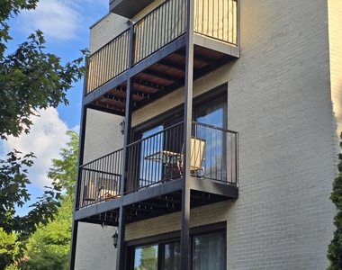 1711 W Jarvis Avenue - Photo Thumbnail 1