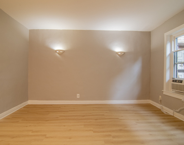 1414 W Pratt Boulevard - Photo Thumbnail 3