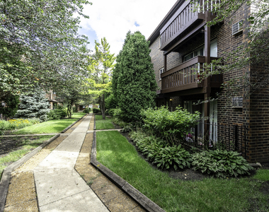 1305 E Turtle Creek Circle - Photo Thumbnail 1