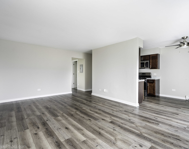 1305 E Turtle Creek Circle - Photo Thumbnail 10