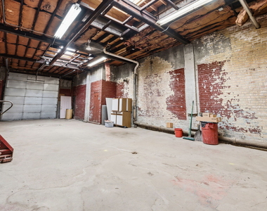 2307 W North Avenue - Photo Thumbnail 10