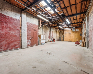 2307 W North Avenue - Photo Thumbnail 11