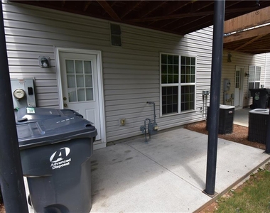 1002 Thornborough Drive - Photo Thumbnail 4