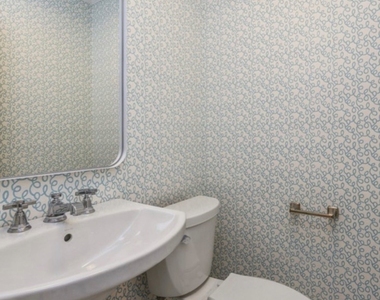 1220 Chestnut Street - Photo Thumbnail 6