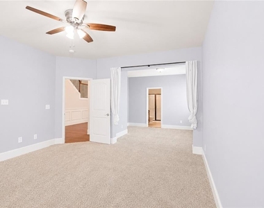 2236 Caledonia Drive - Photo Thumbnail 18
