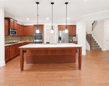 2236 Caledonia Drive - Photo Thumbnail 14