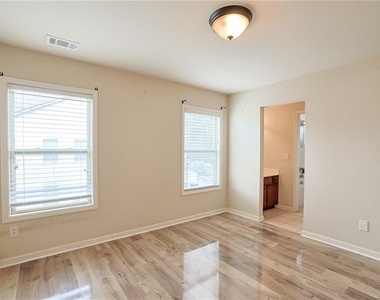 2236 Caledonia Drive - Photo Thumbnail 36