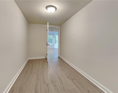 1555 Rose Pointe Drive - Photo Thumbnail 17