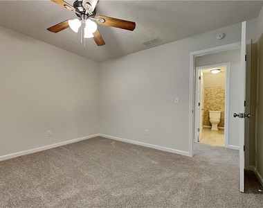 1555 Rose Pointe Drive - Photo Thumbnail 11