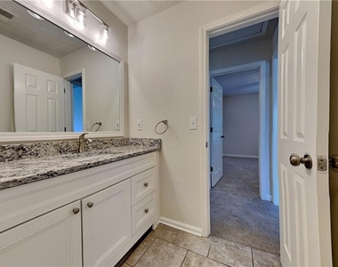 1555 Rose Pointe Drive - Photo Thumbnail 16