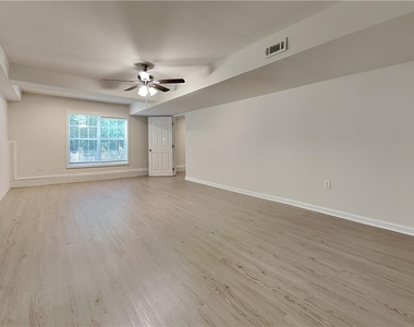 1555 Rose Pointe Drive - Photo Thumbnail 19