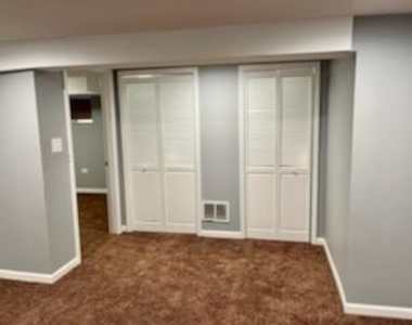 9334 S Paxton Avenue - Photo Thumbnail 17