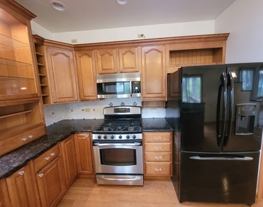 364 N Everett Drive - Photo Thumbnail 6