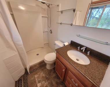 364 N Everett Drive - Photo Thumbnail 15