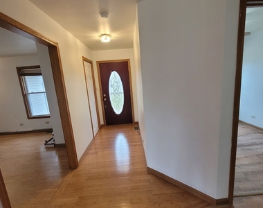 364 N Everett Drive - Photo Thumbnail 1