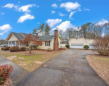 14605 Cogburn Road - Photo Thumbnail 5