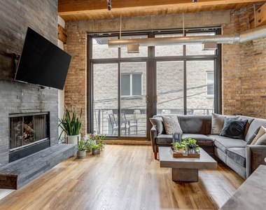 2300 W Wabansia Avenue - Photo Thumbnail 5