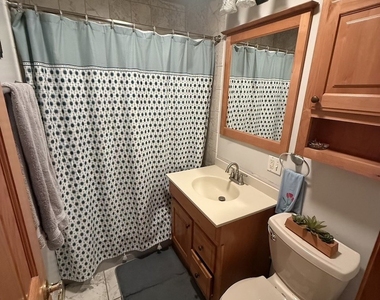 8253 N Washington Street - Photo Thumbnail 10