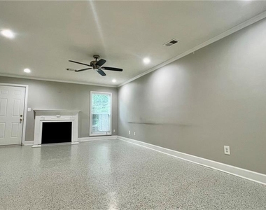 2340 Beaver Ruin Road - Photo Thumbnail 9