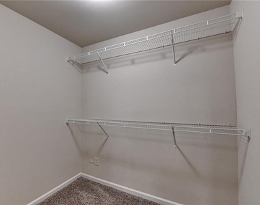 2520 Morgan Chase Drive - Photo Thumbnail 12