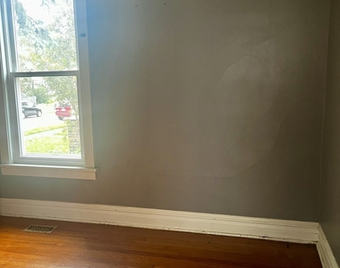 12631 Elm Street - Photo Thumbnail 4