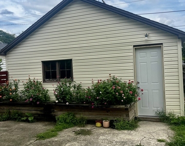 12631 Elm Street - Photo Thumbnail 14
