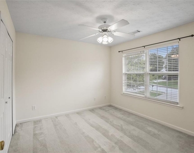 2643 Whispering Pines Drive - Photo Thumbnail 22