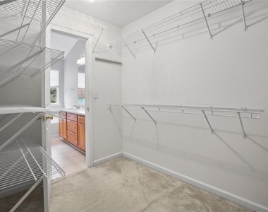 2643 Whispering Pines Drive - Photo Thumbnail 19