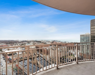 807 Davis Street - Photo Thumbnail 23