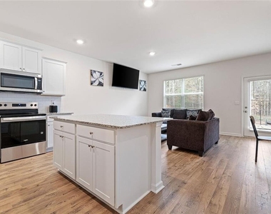 1396 Sweetshrub Place - Photo Thumbnail 4