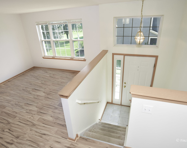 923 Emerald Drive - Photo Thumbnail 5
