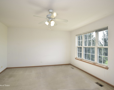 923 Emerald Drive - Photo Thumbnail 10