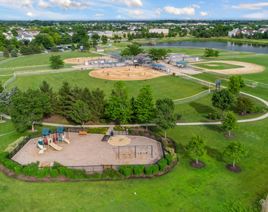 923 Emerald Drive - Photo Thumbnail 21