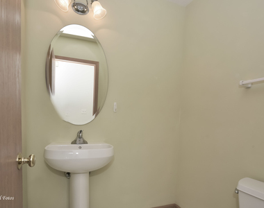 923 Emerald Drive - Photo Thumbnail 16