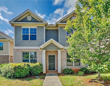 157 Daisy Circle - Photo Thumbnail 1