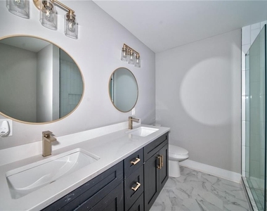 1683 Kenmore Street Sw - Photo Thumbnail 21