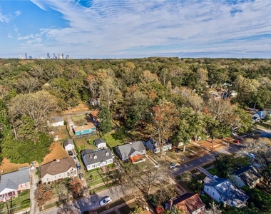 1683 Kenmore Street Sw - Photo Thumbnail 34