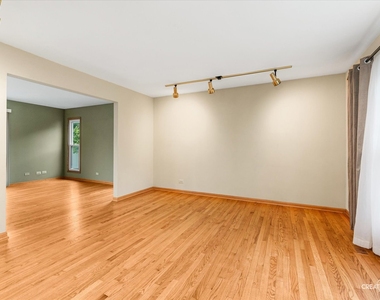 920 Fairfax Court - Photo Thumbnail 2