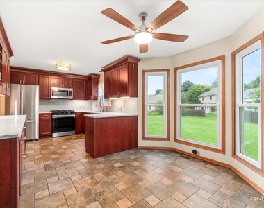 920 Fairfax Court - Photo Thumbnail 6