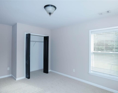 3380 Gables Court - Photo Thumbnail 36