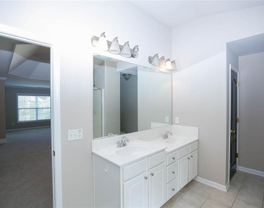 3380 Gables Court - Photo Thumbnail 32