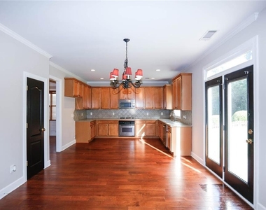 3380 Gables Court - Photo Thumbnail 6