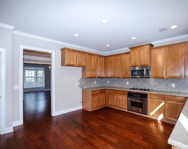 3380 Gables Court - Photo Thumbnail 11