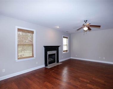 3380 Gables Court - Photo Thumbnail 2
