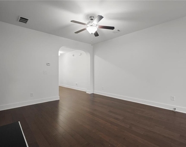 1908 Plainsboro Drive - Photo Thumbnail 2