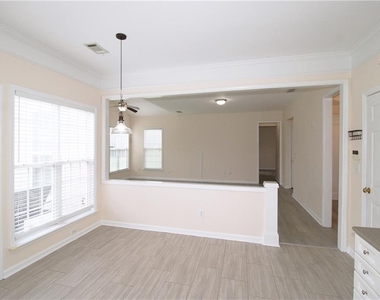 8155 Cavendish Place - Photo Thumbnail 16