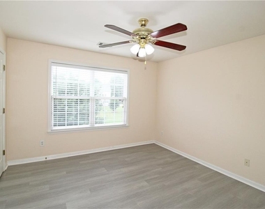 8155 Cavendish Place - Photo Thumbnail 23
